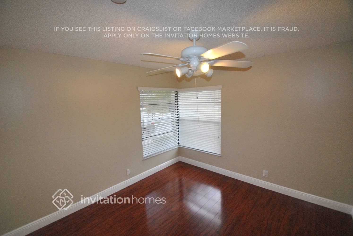 Building Photo - 21018 Country Creek Dr
