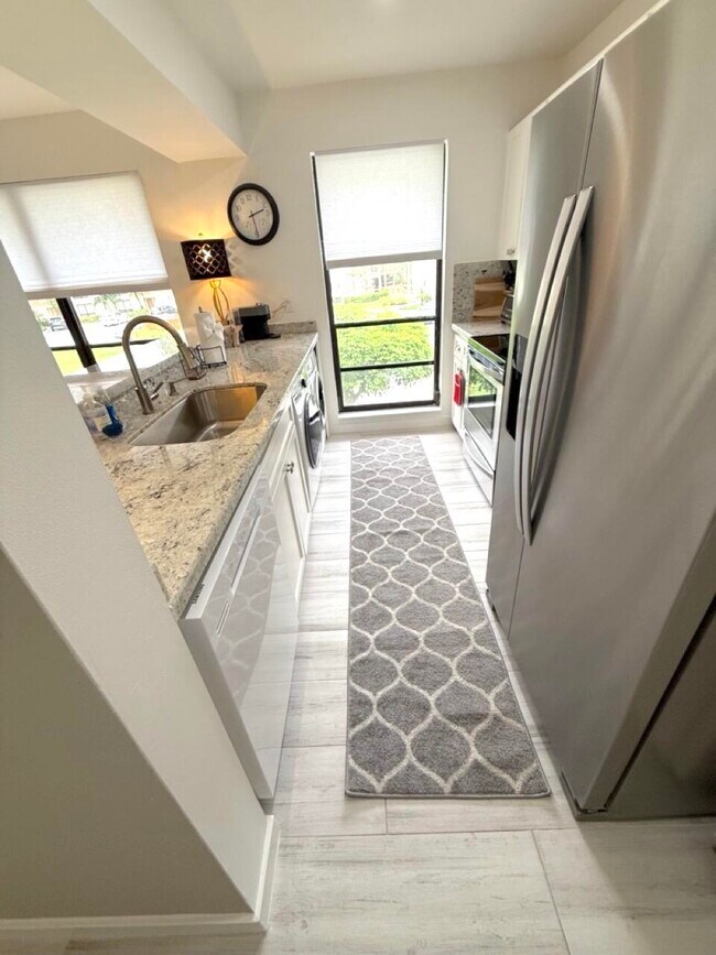 Building Photo - 616 Brackenwood Cove