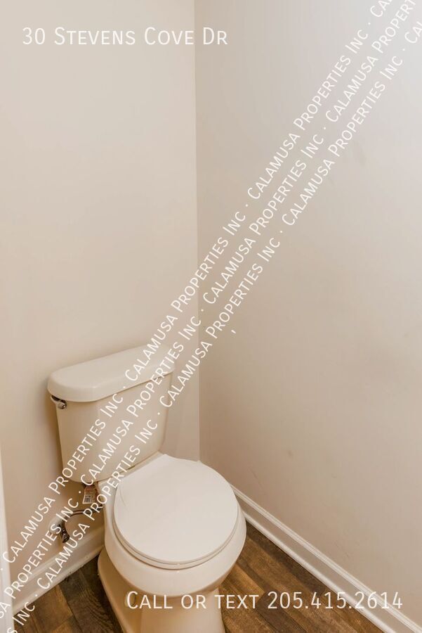 Building Photo - 30 Stevens Cv Dr