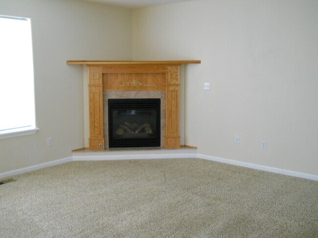 Building Photo - 16807/16805 N. Mayfair