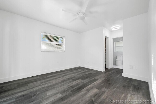 Building Photo - 1650 NW 9th St