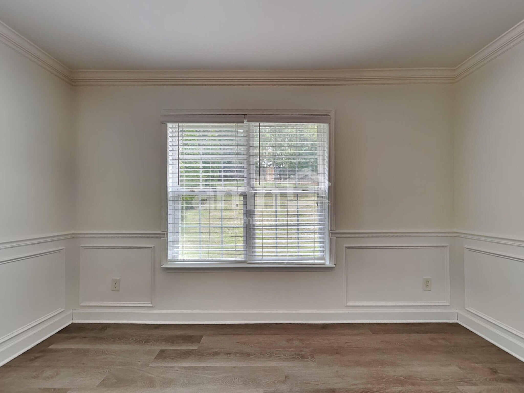 Building Photo - 5622 Falls Ridge Ln