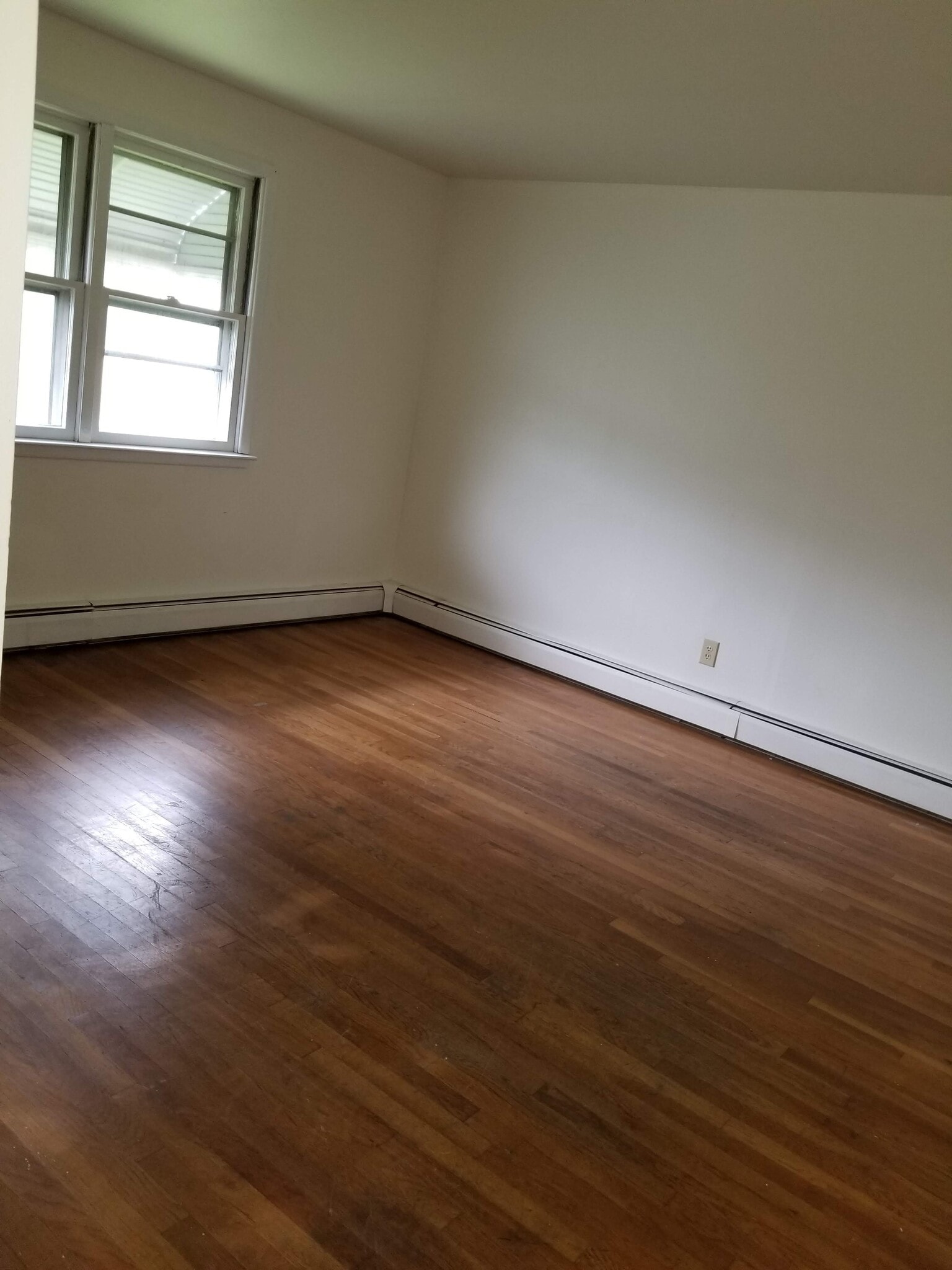 2nd Bedroom - 37 Grant St