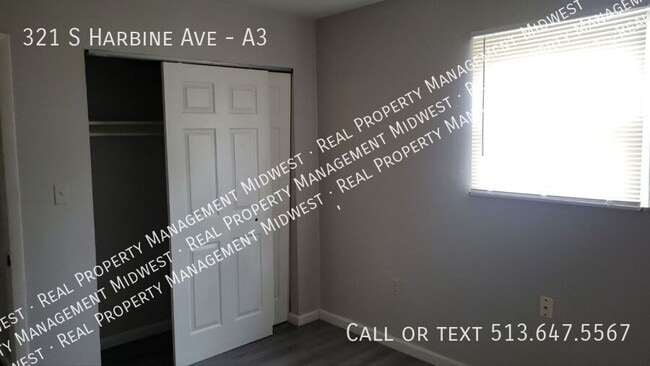 Building Photo - 321 S Harbine Ave
