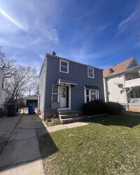 Building Photo - 3878 E 143rd St