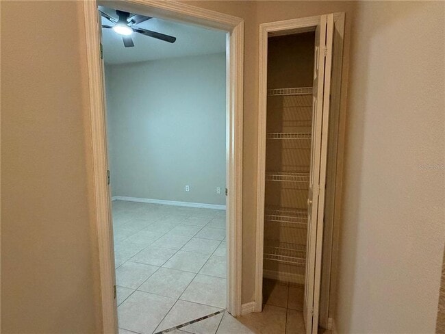 Building Photo - 10237 Facet Ct