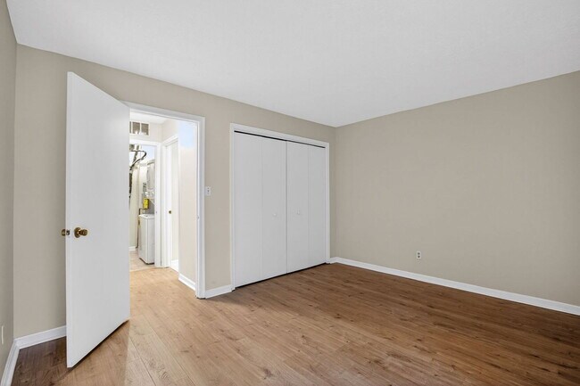 Building Photo - 23252 Chestnut Oak Ct