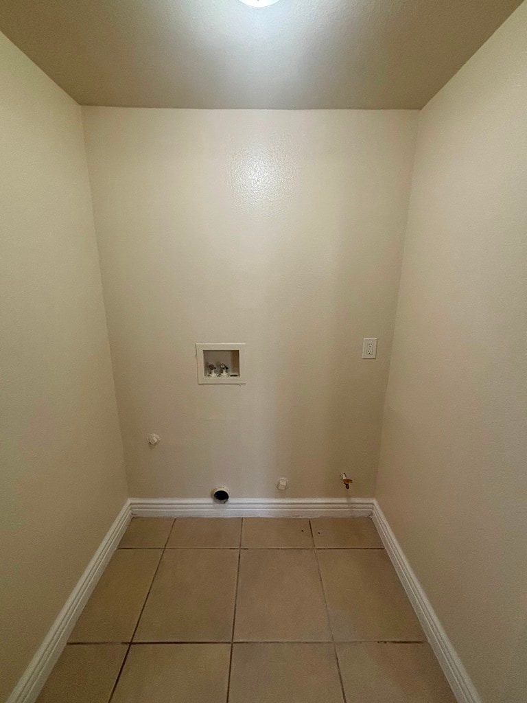 Building Photo - 926 W 64th St