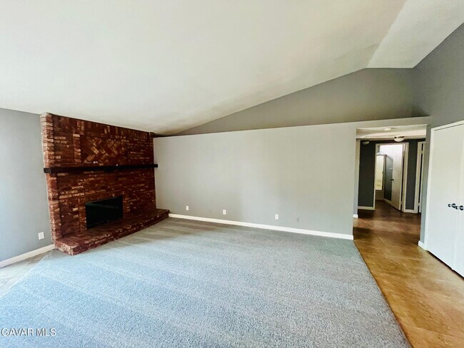 Building Photo - 4645 Alojar Ln