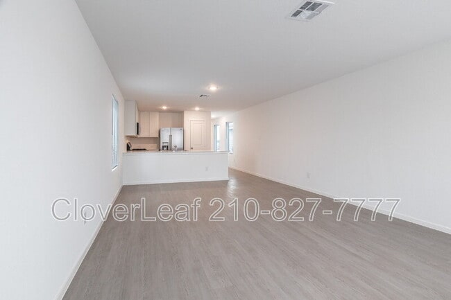 Building Photo - 8523 Loska Grn