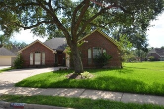 Building Photo - 13802 Rosebranch Ct