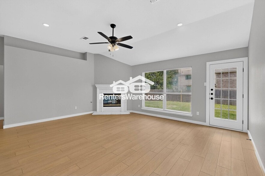 Building Photo - 4412 Fox Meadows Ln