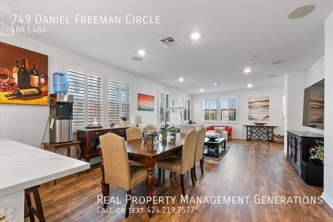 Building Photo - 749 Daniel Freeman Cir