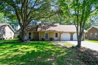 Building Photo - 617 Longleaf Rd