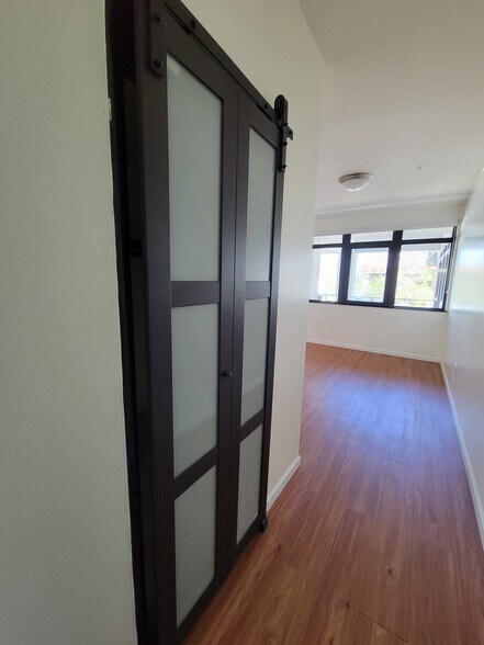 Building Photo - 1551 4th Ave