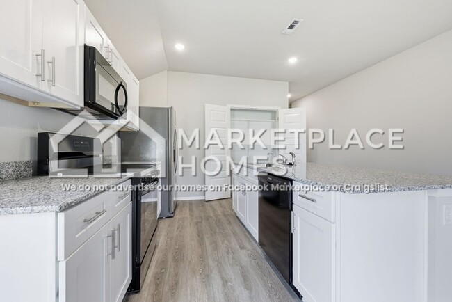 Building Photo - 8903 Preston Wood Dr