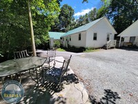 Building Photo - Two Bedroom Duplex Located on Shulls Mill ...