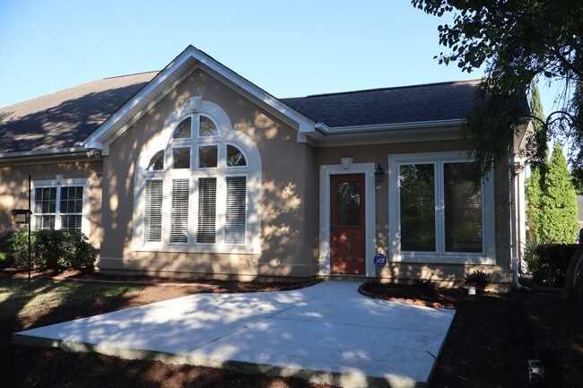 Building Photo - 1482 St Thomas Cir