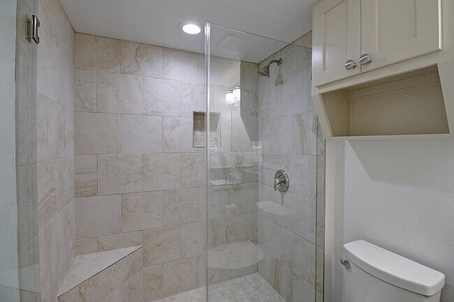 Building Photo - 1421 Eleventh St