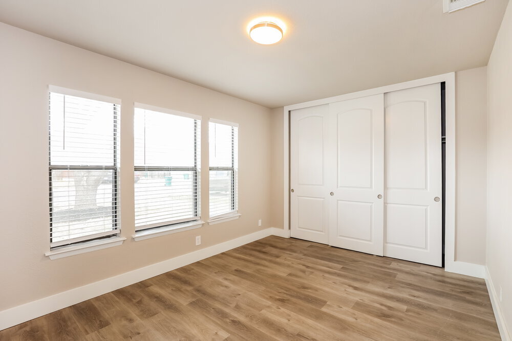 Building Photo - 8042 Swindow Cir