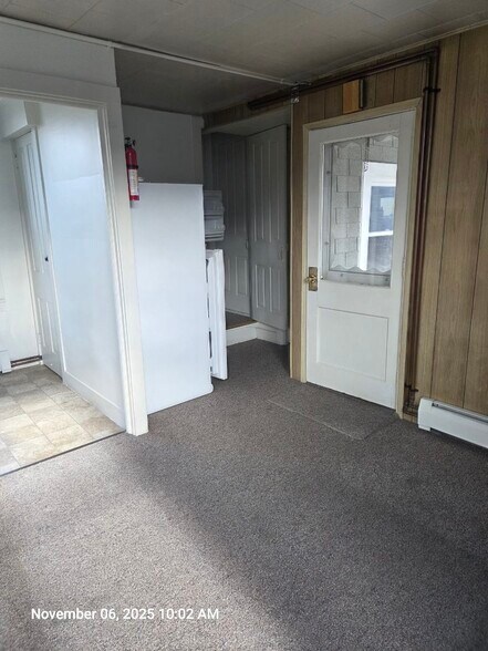 Second floor stairs - 15 N Richmond St