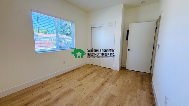Building Photo - 4108 16th Ave