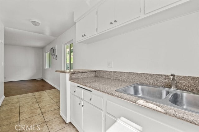 Building Photo - 1601 College View Dr