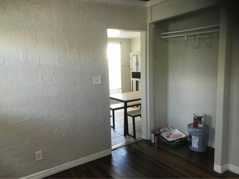 Building Photo - 312 N J St