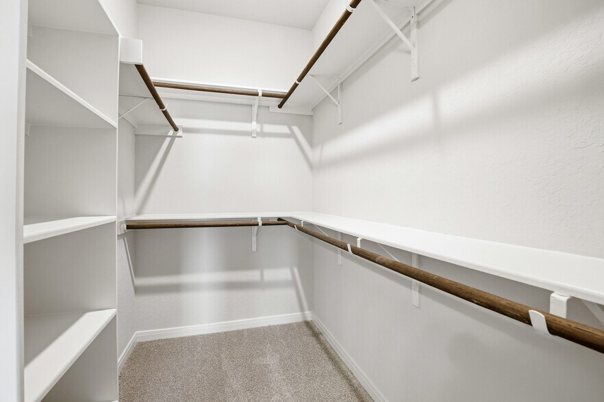 Building Photo - 10239 Briarwood Nook