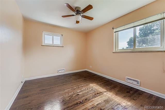 Building Photo - 2511 S Vrain St