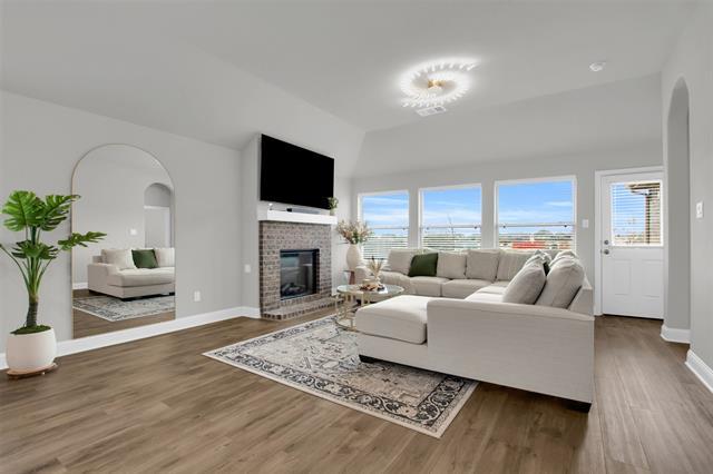 Building Photo - 347 Saltmeadow Ln