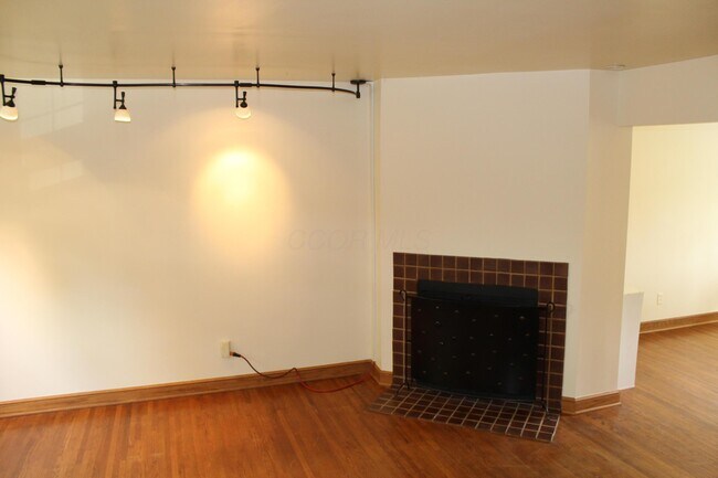 Building Photo - 1784 Kings Ct