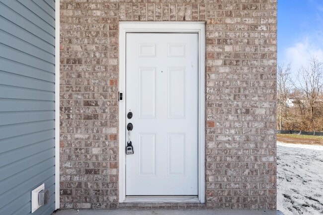 Building Photo - 117 Lambert Fld