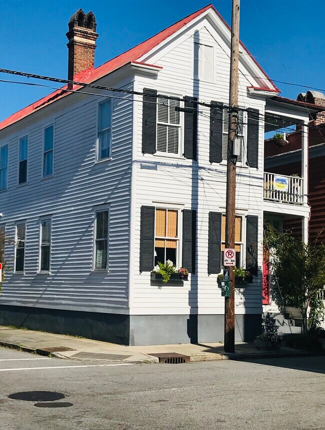Primary Photo - 38 Nassau St