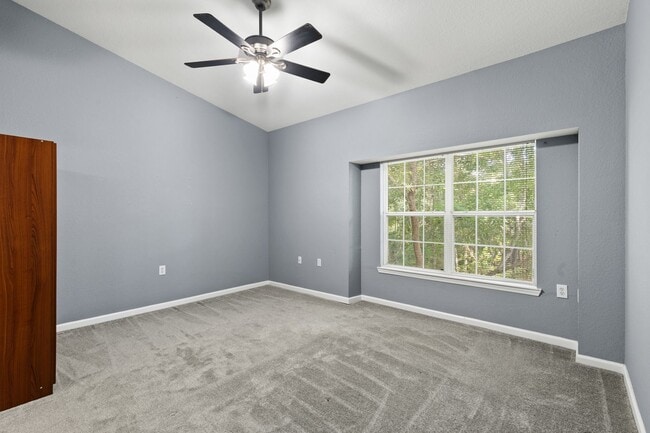 Building Photo - C4934-103 Magnolia Place