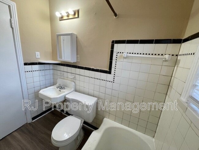 Building Photo - 3542 Millington Rd