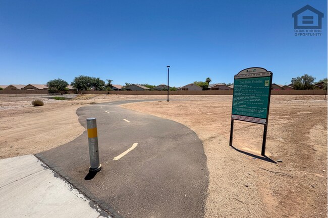 Building Photo - 4Bed/2Bath House in El Mirage! Ready for Immediate Move-In!