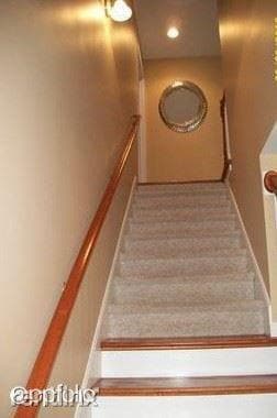 Building Photo - 603 S Atcher St