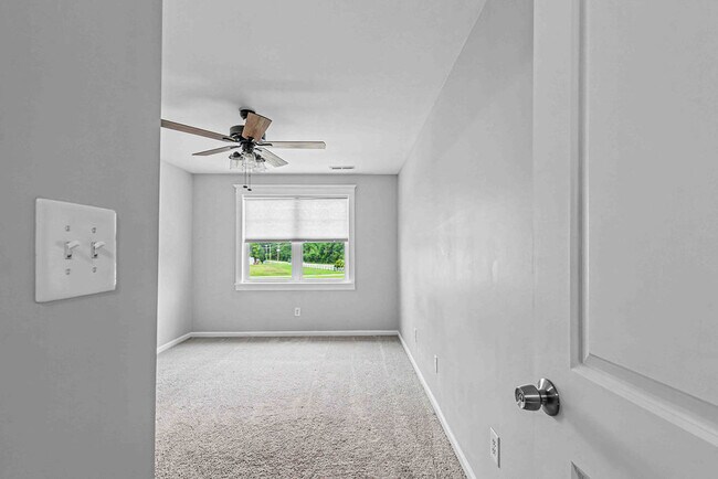 Building Photo - 110 Justice Farm Dr