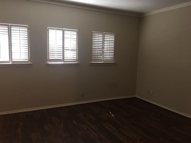 Building Photo - 4312 Bellaire Dr S