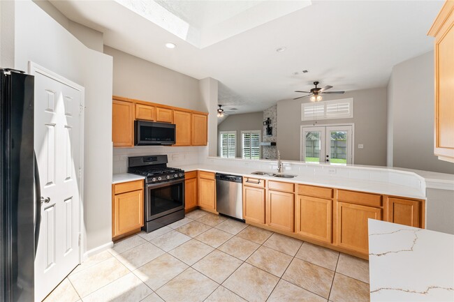 Primary Photo - 5935 Sawyer Bend Ln