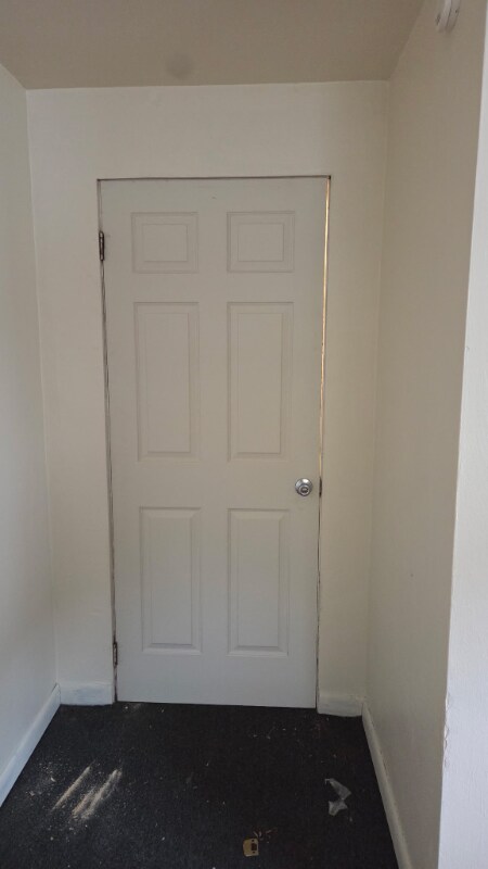 Building Photo - 105 19th St