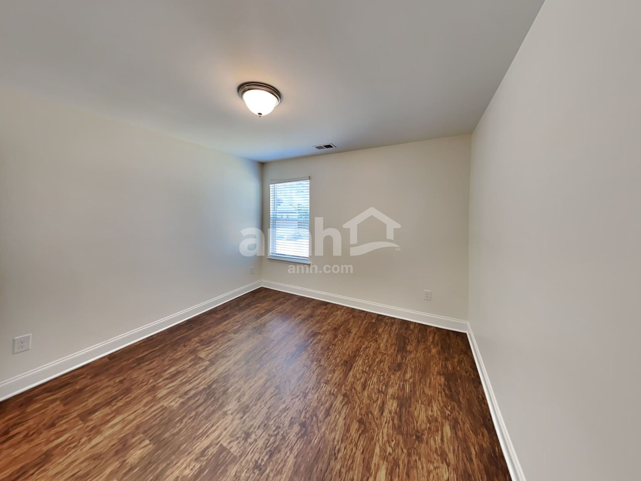 Building Photo - 3588 Okelly Dr