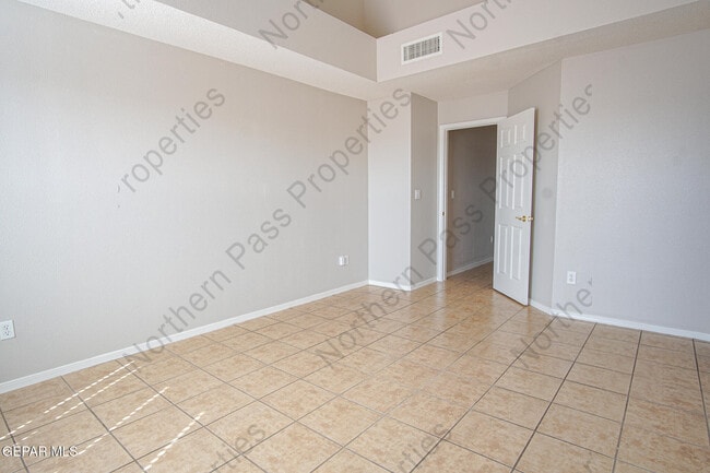 Building Photo - 14140 Robert Ituarte Dr