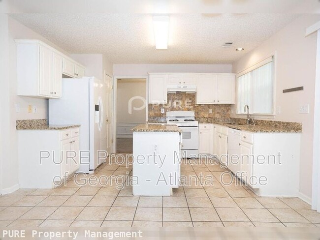 Building Photo - 3468 Chastain Glen Ln NE