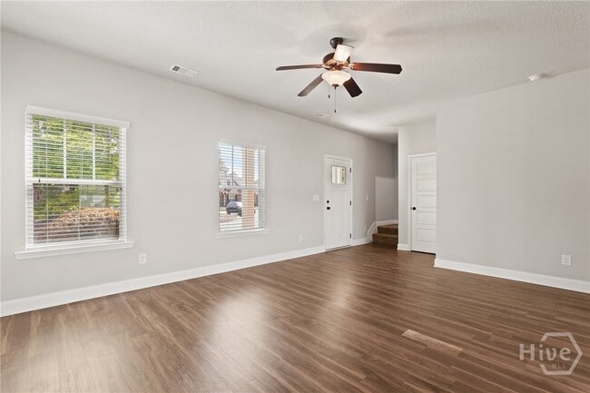 Building Photo - 504 Potter Stone Square