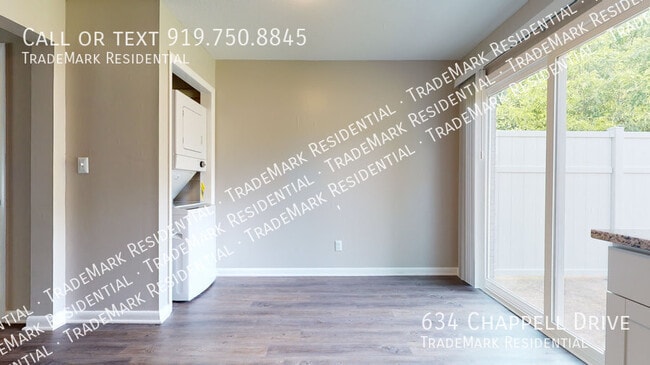 Building Photo - 634 Chappell Dr