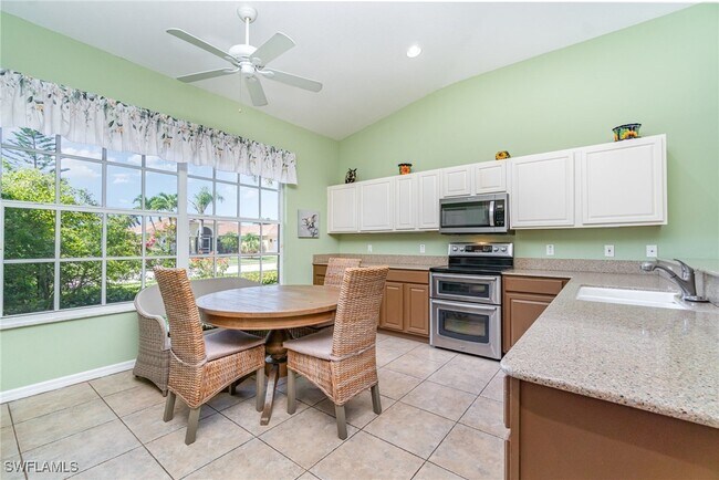 Building Photo - 4122 Olde Meadowbrook Ln