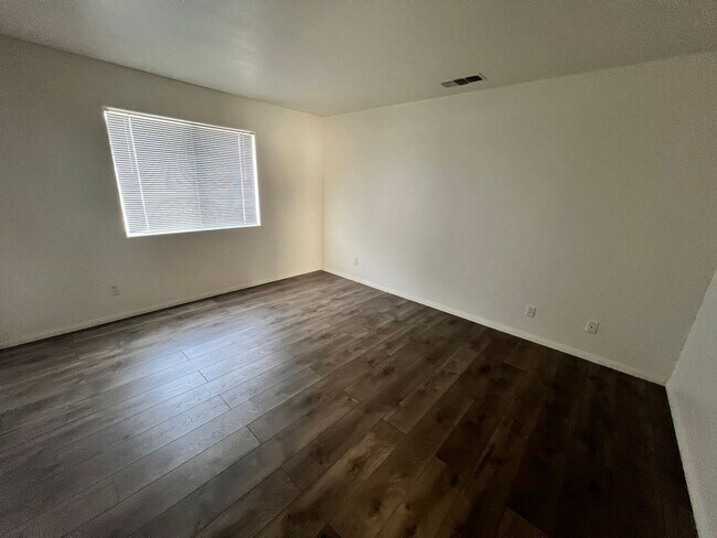 Building Photo - 6659 Ocotillo Ave
