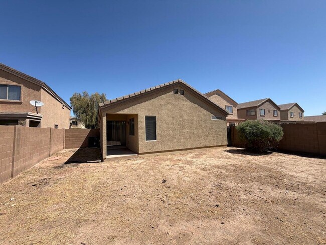 Building Photo - 43269 W Arizona Ave